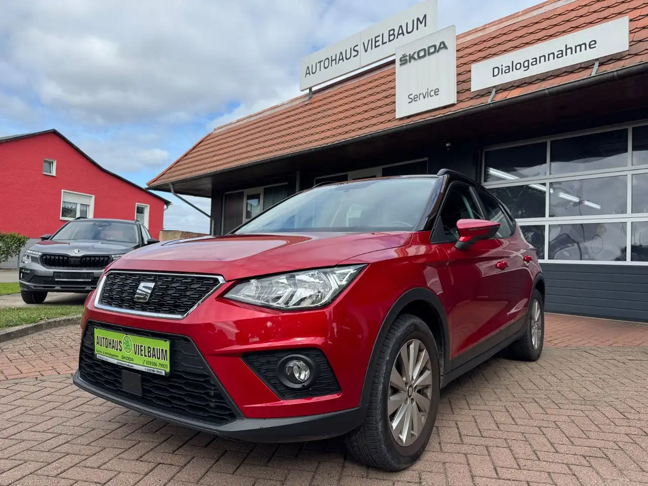SEAT Arona Style 81kw-PDC-Sitzheizung-DAB — photo 1 of 21