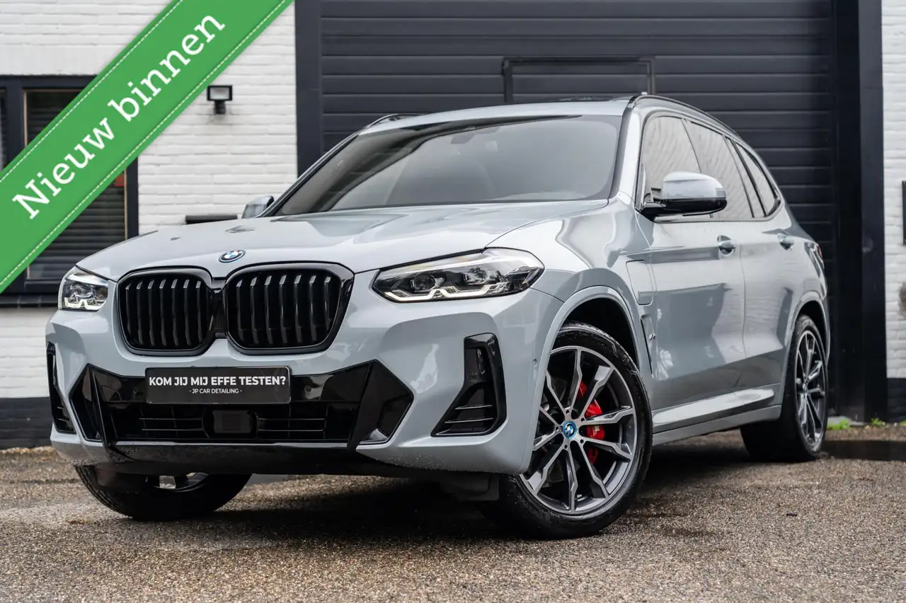 BMW X3 XDrive30e M-sport M Zetels Pano HU H&K Trekhaak — photo 1 of 40