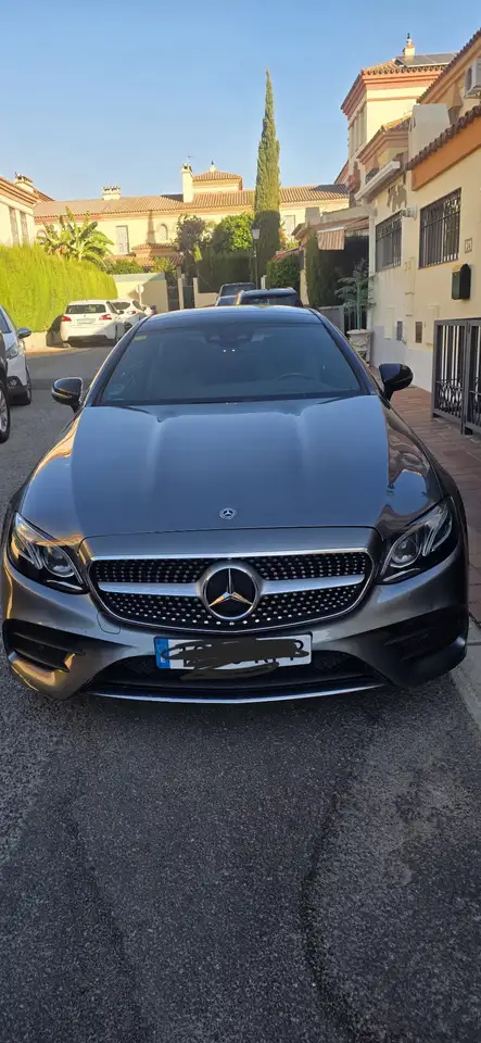 Mercedes-Benz E 220 Coupé 220d 9G-Tronic — photo 1 of 11