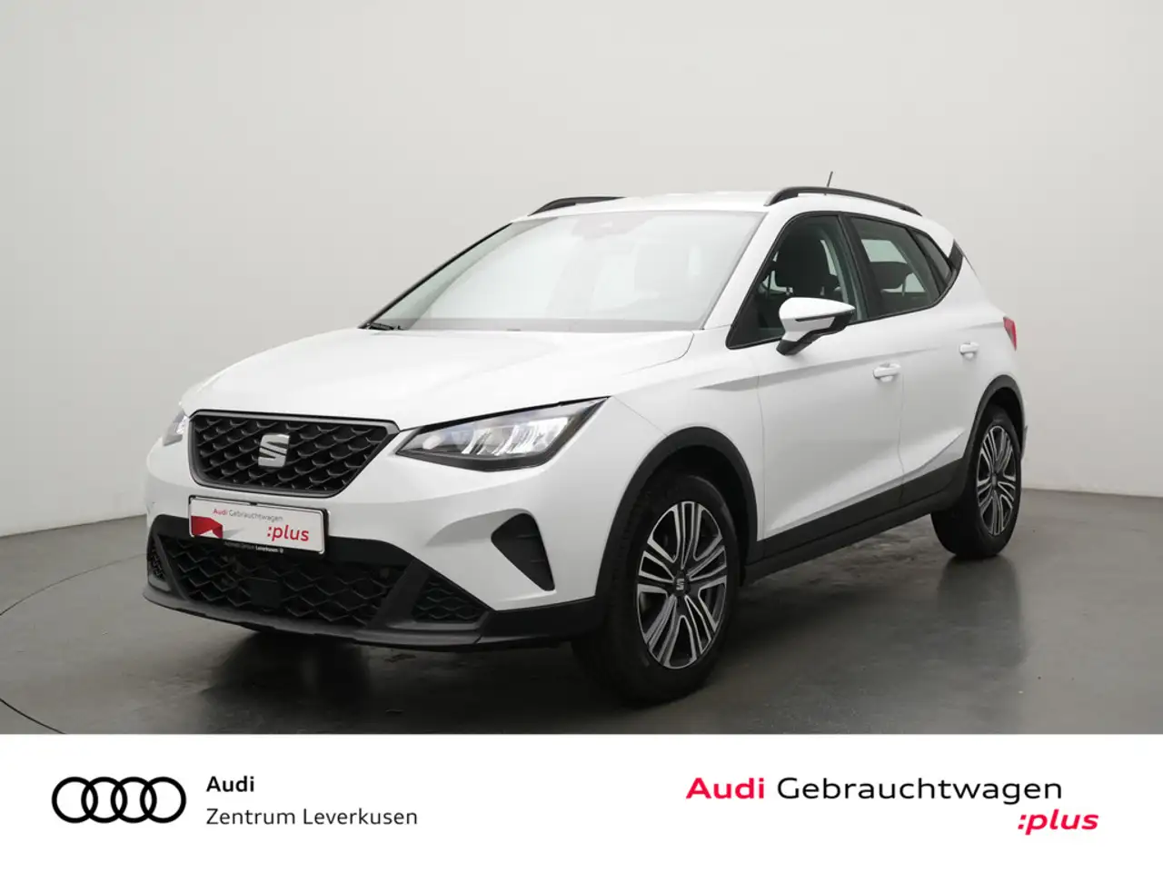 SEAT Arona Style Edition DSG LED PDC CARPLAY NAVI SHZ — photo 1 of 14