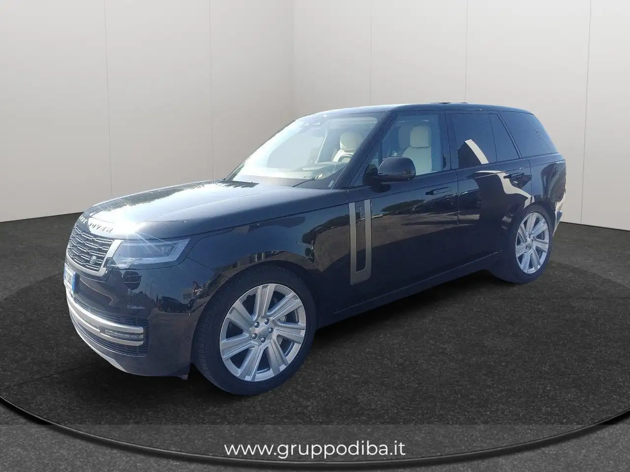 Land Rover Range Rover V 2022 3.0d i6 mhev HSE awd 249cv auto — photo 1 of 15