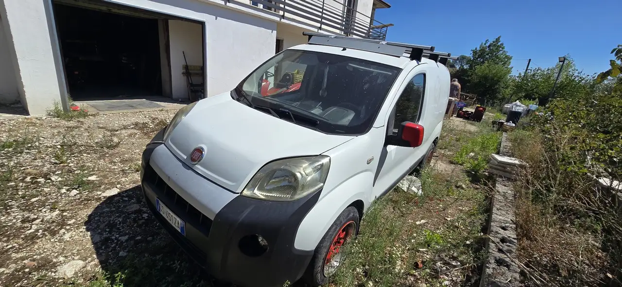 Fiat Fiorino — photo 1 of 8