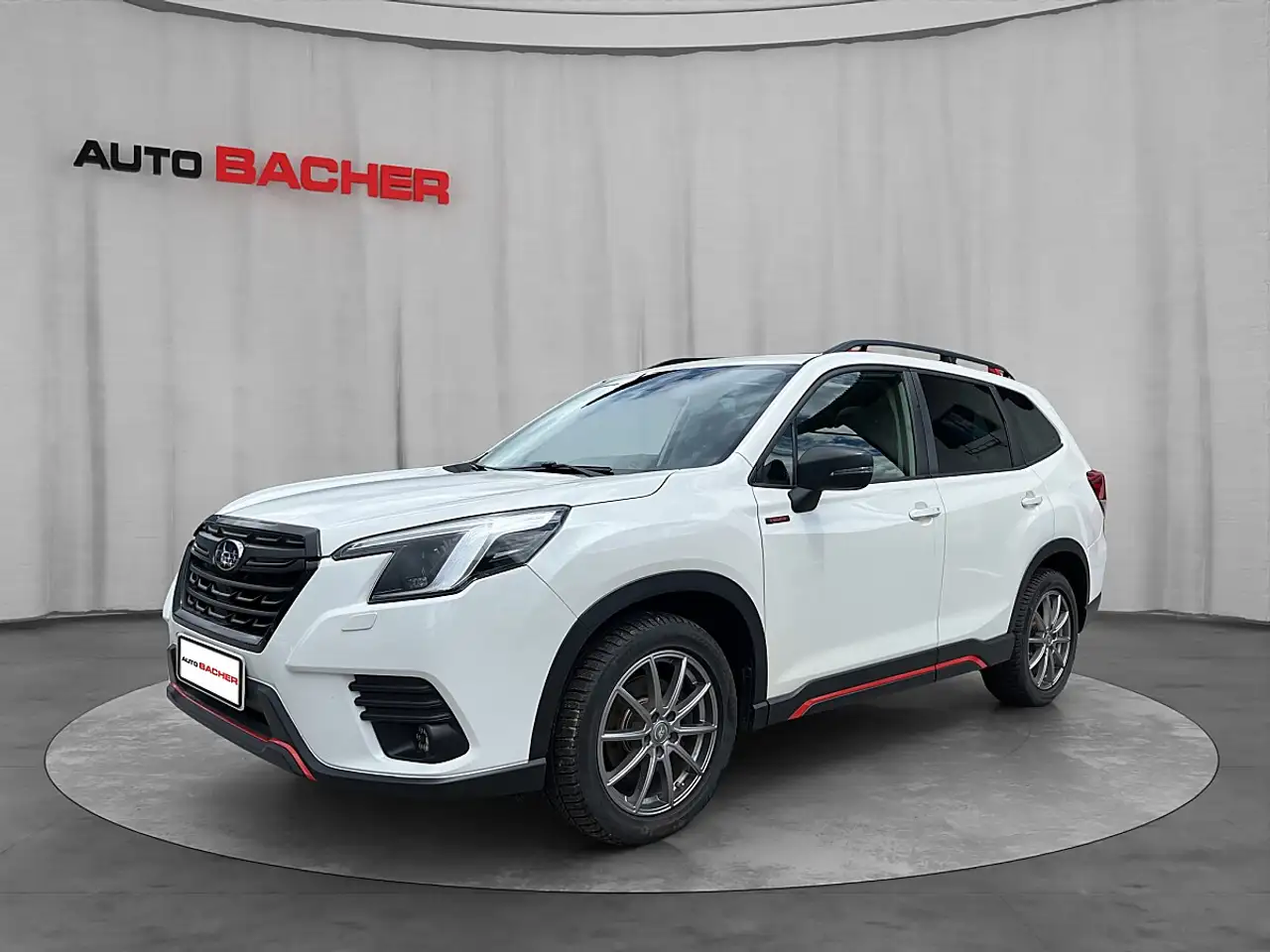 Subaru Forester 2,0i e-Boxer Sport Edition AWD Aut. — photo 1 of 19