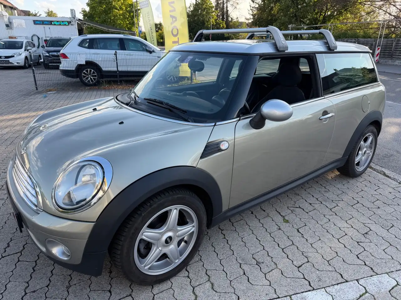 MINI Cooper Clubman Cooper 1.Hand * Panorama — photo 1 of 16
