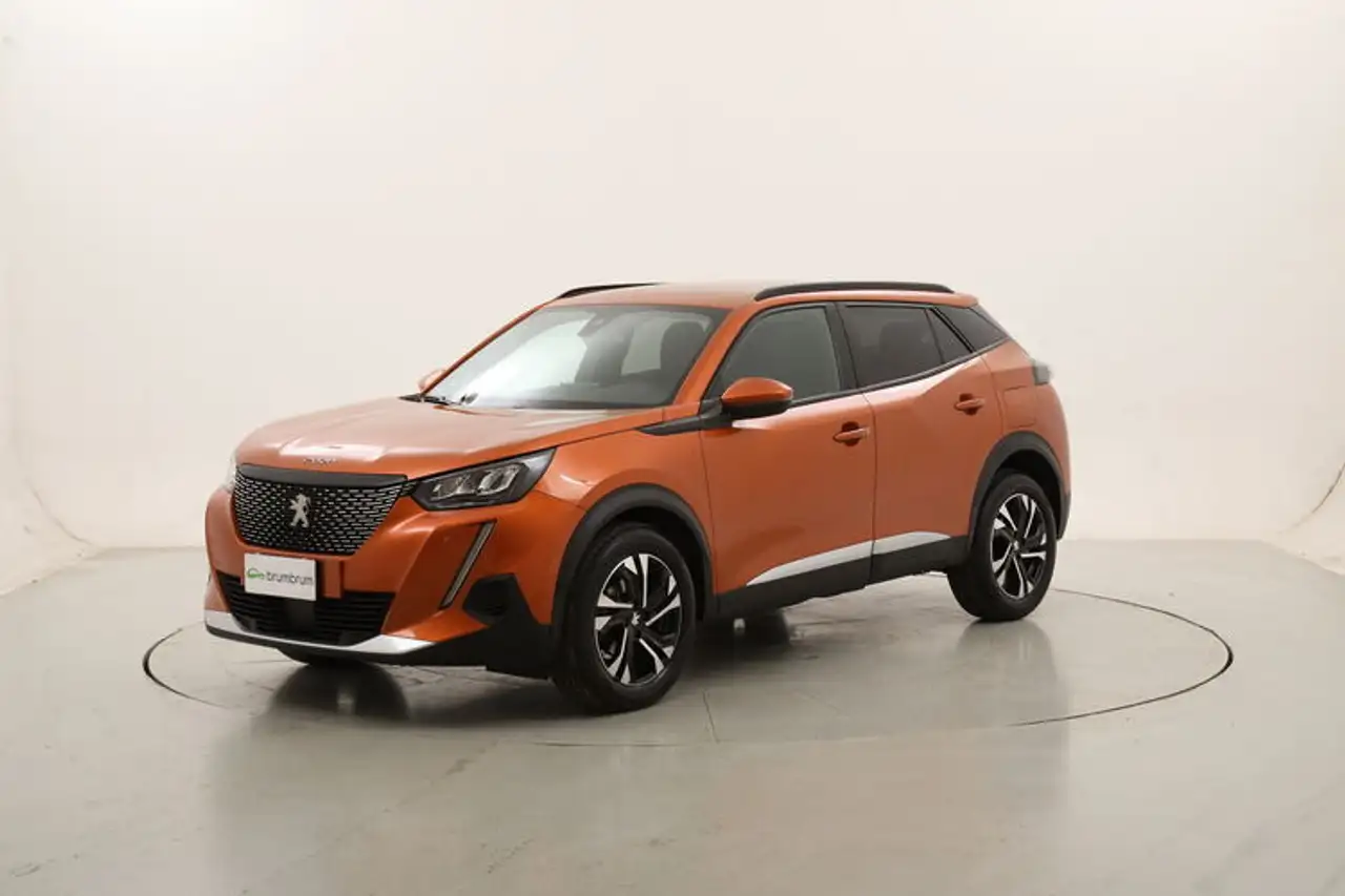 Peugeot 2008 Allure 1.5 Diesel 110CV — photo 1 of 15