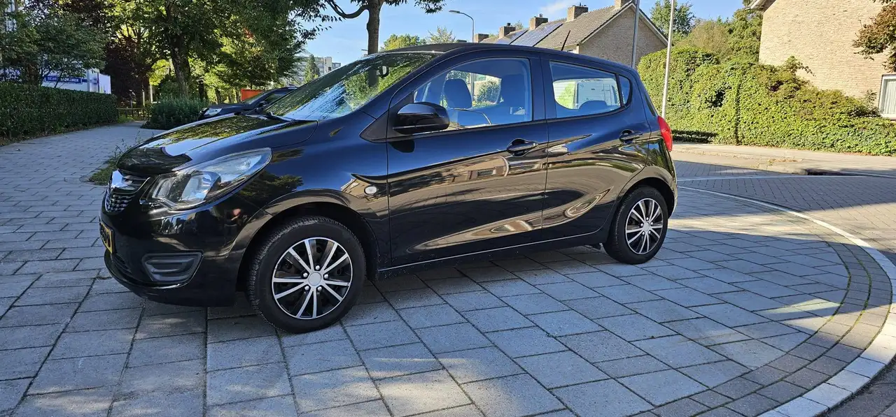 Opel Karl Karl 1.0 ecoFLEX Cosmo — photo 1 of 15