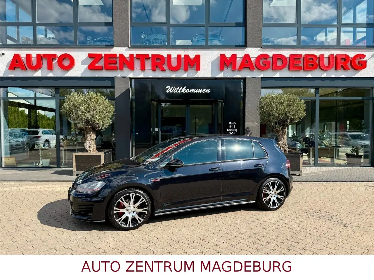 Volkswagen Golf VII Lim. GTI *BI-XENON*STANDH*DCC*TEMPOMAT* — photo 1 of 15