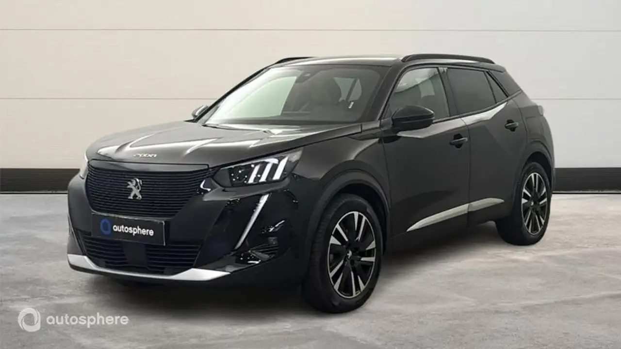 Peugeot 2008 e-2008 136ch GT Pack — photo 1 of 20