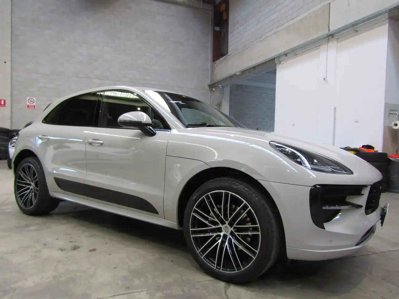 2019 Porsche Macan Macan 2.0 PDK FULL OPTIONAL * 104.000 KM REALI *, photograph 3