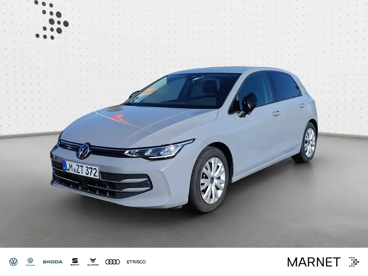 Volkswagen Golf VIII 1.5 eTSI Goal DSG Navi*LED*Kamera*SHZ* — photo 1 of 22