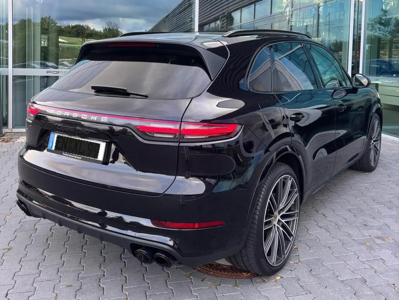 Porsche Cayenne Cayenne S 441PS Approved-Garantie VOLL! — photo 1 of 15