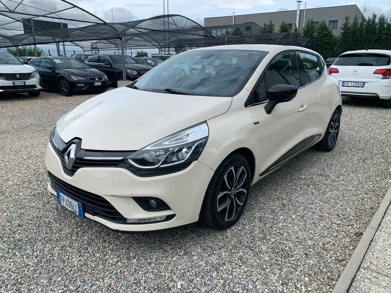 Renault Clio dCi 8V 75CV Start&Stop 5 porte Energy Zen — photo 1 of 15