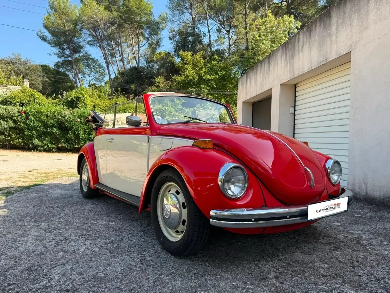 Volkswagen Coccinelle Cabriolet 1302 KARMANN 1.6 50Ch — photo 1 of 30