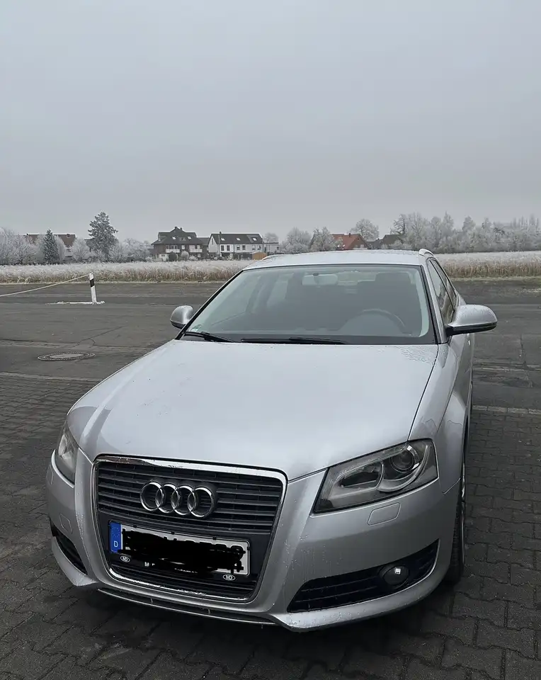 Audi A3 1.4 TFSI Sportback S tronic Ambition Carplay — photo 1 of 9