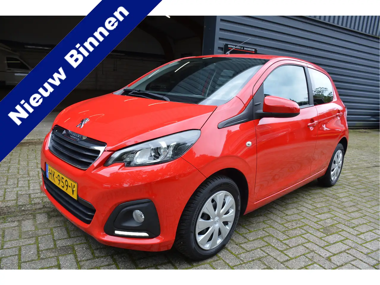 Peugeot 108 1.0 VTi Active Top Airco 5Drs — photo 1 of 18