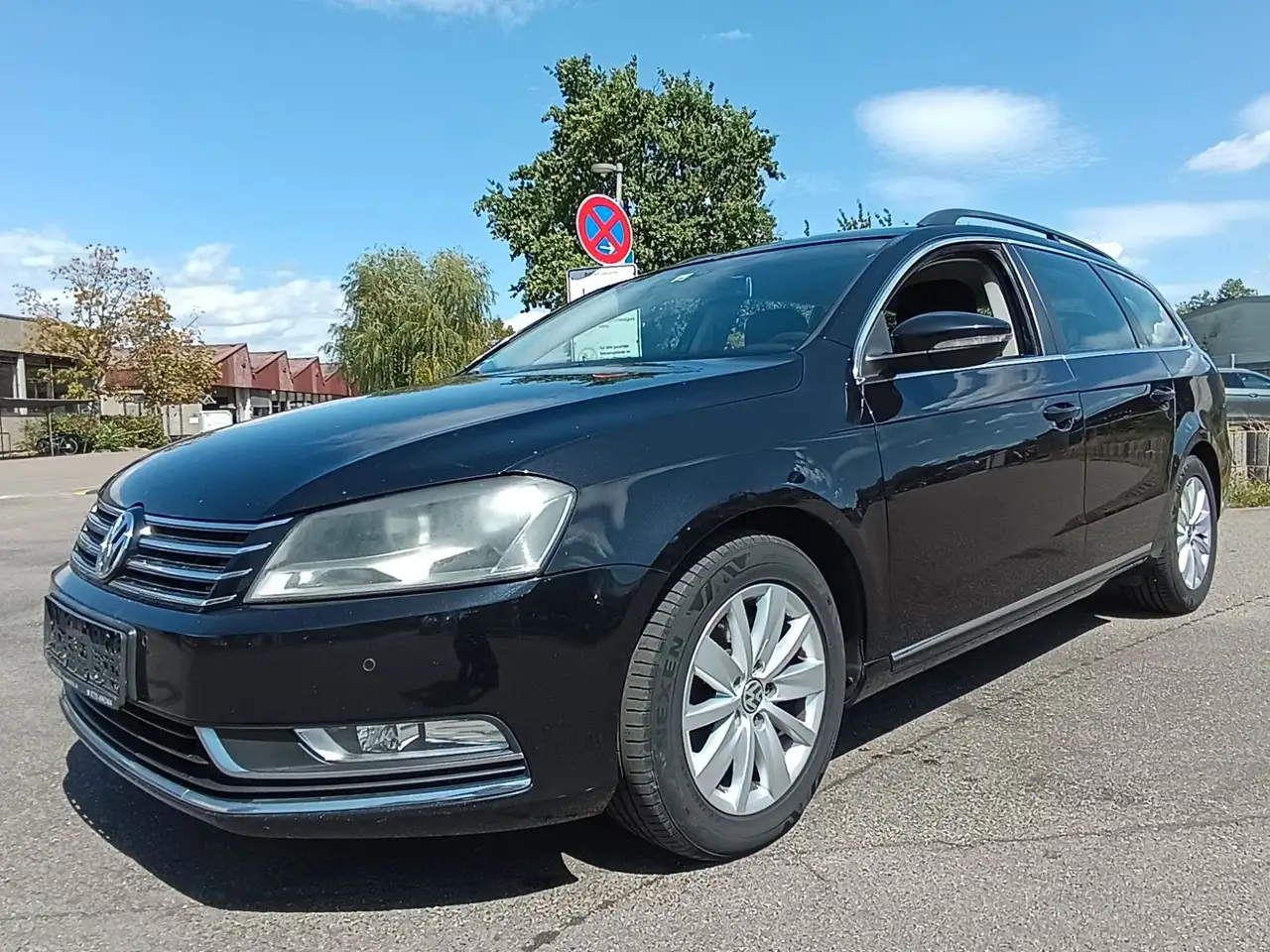Volkswagen Passat Variant Comfortline BlueMotion DSG — photo 1 of 19