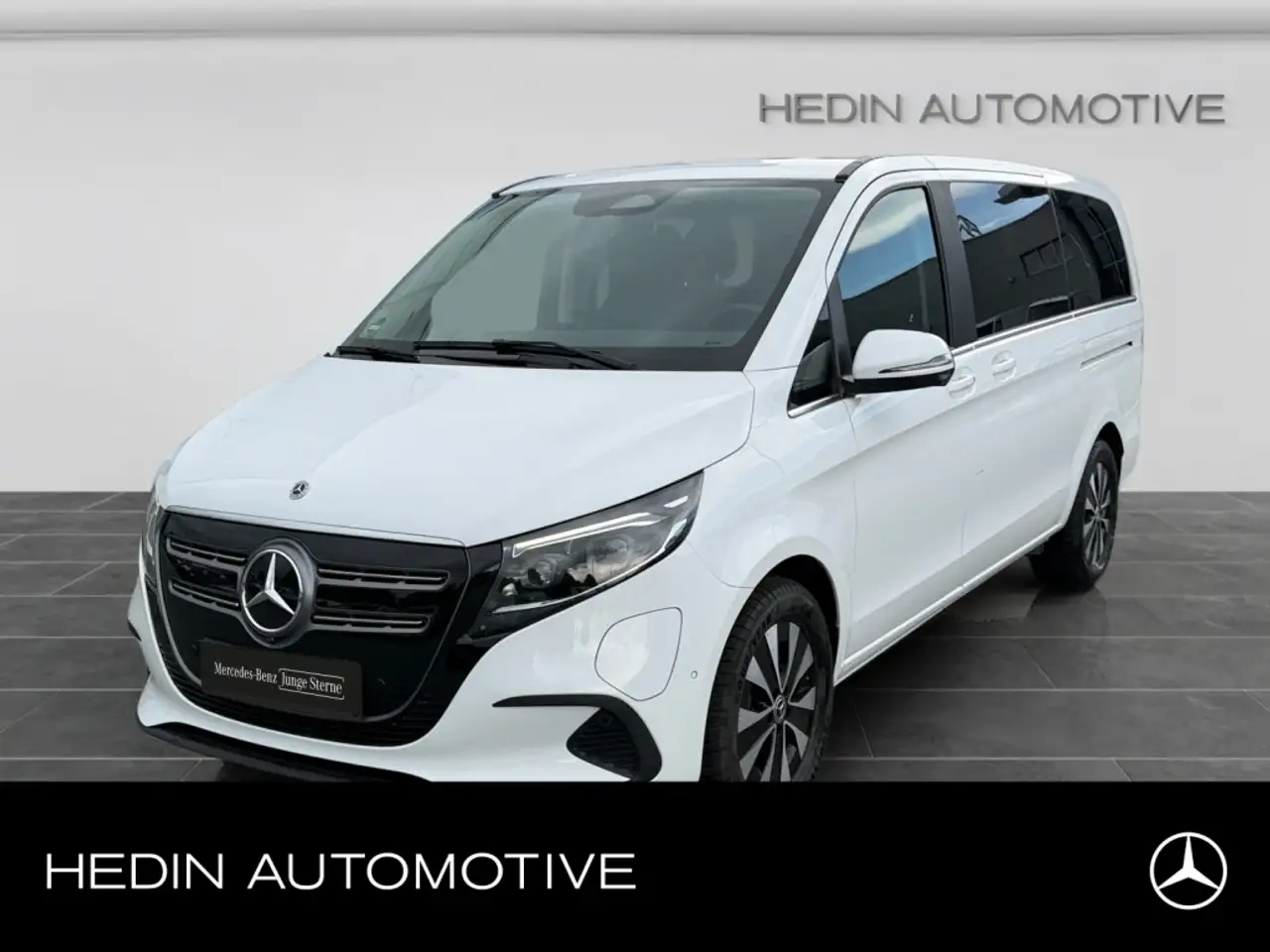 Mercedes-Benz EQV AVANTGARDE Lang BURM|AIRMATIC|360°|DISTR — photo 1 of 25