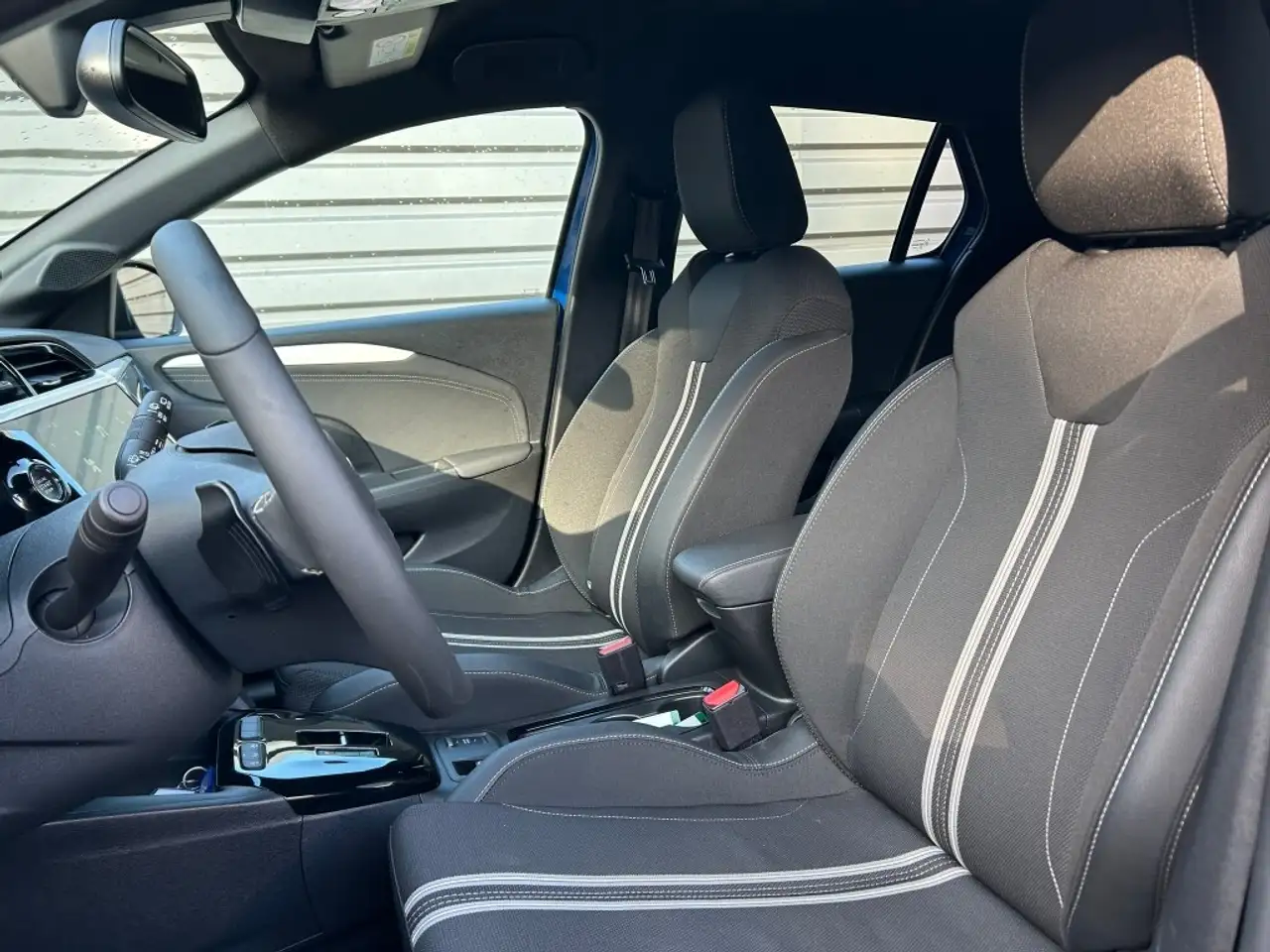 2025 Opel Corsa . GS. 1.2 Direc, photograph 10