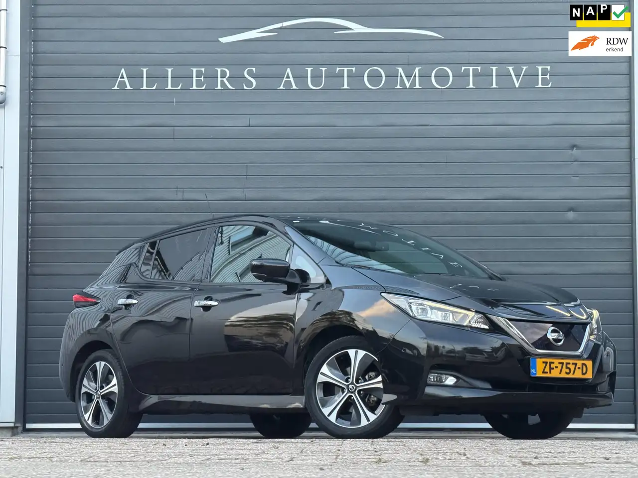 Nissan Leaf Tekna 40 kWh|SOH 91%|NAP|LEDER|ADAPTIEF| STOEL VER — photo 1 of 15