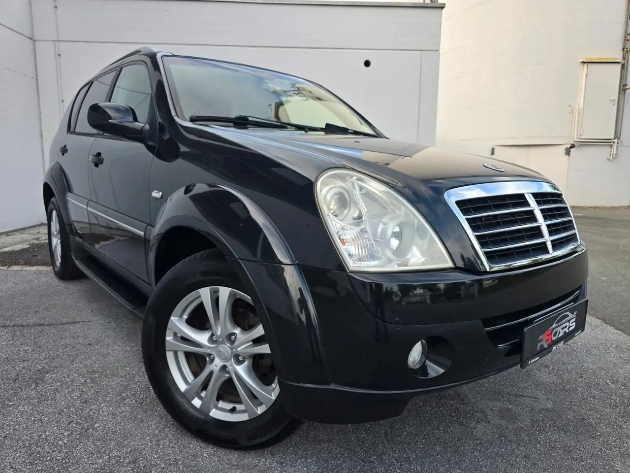 SsangYong Rexton Rexton Sapphire 7sitzer Automatik Xenon — photo 1 of 15