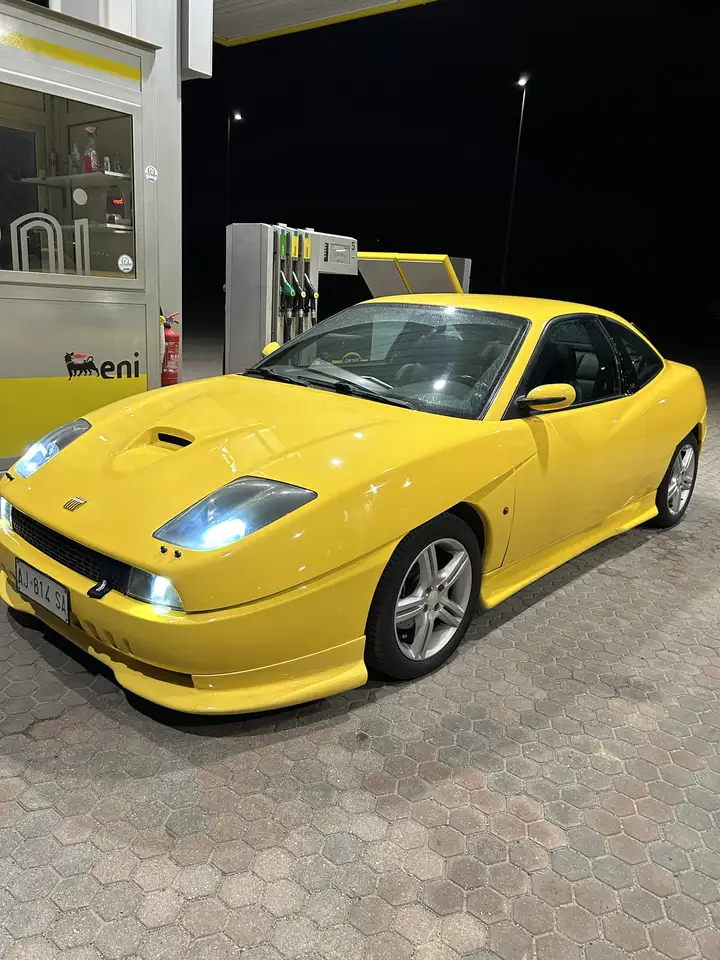 Fiat Coupe 2.0 16v turbo Plus — photo 1 of 13