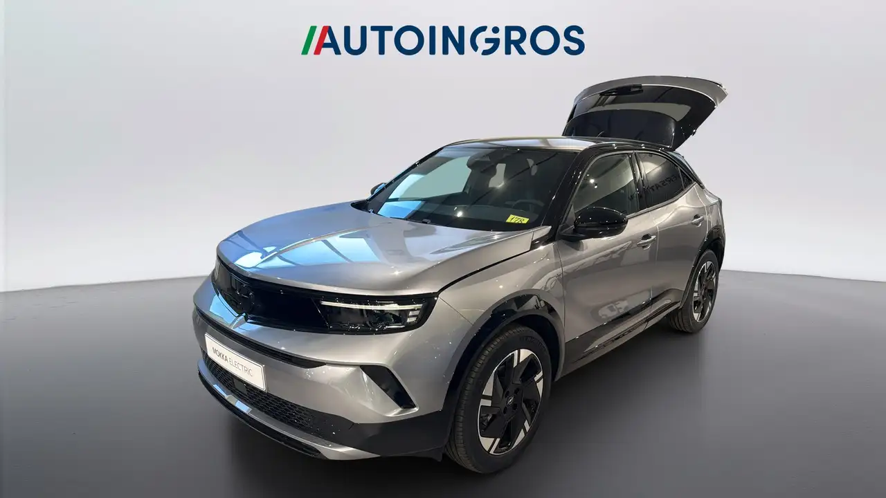 Opel Mokka Full Electric GS — photo 1 of 16
