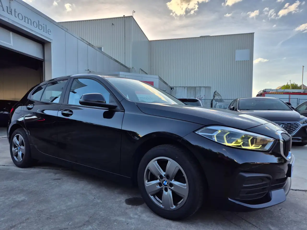BMW 118 iA 136cv // AUTOM. // 84.106 KM // 2024 !! — photo 1 of 15