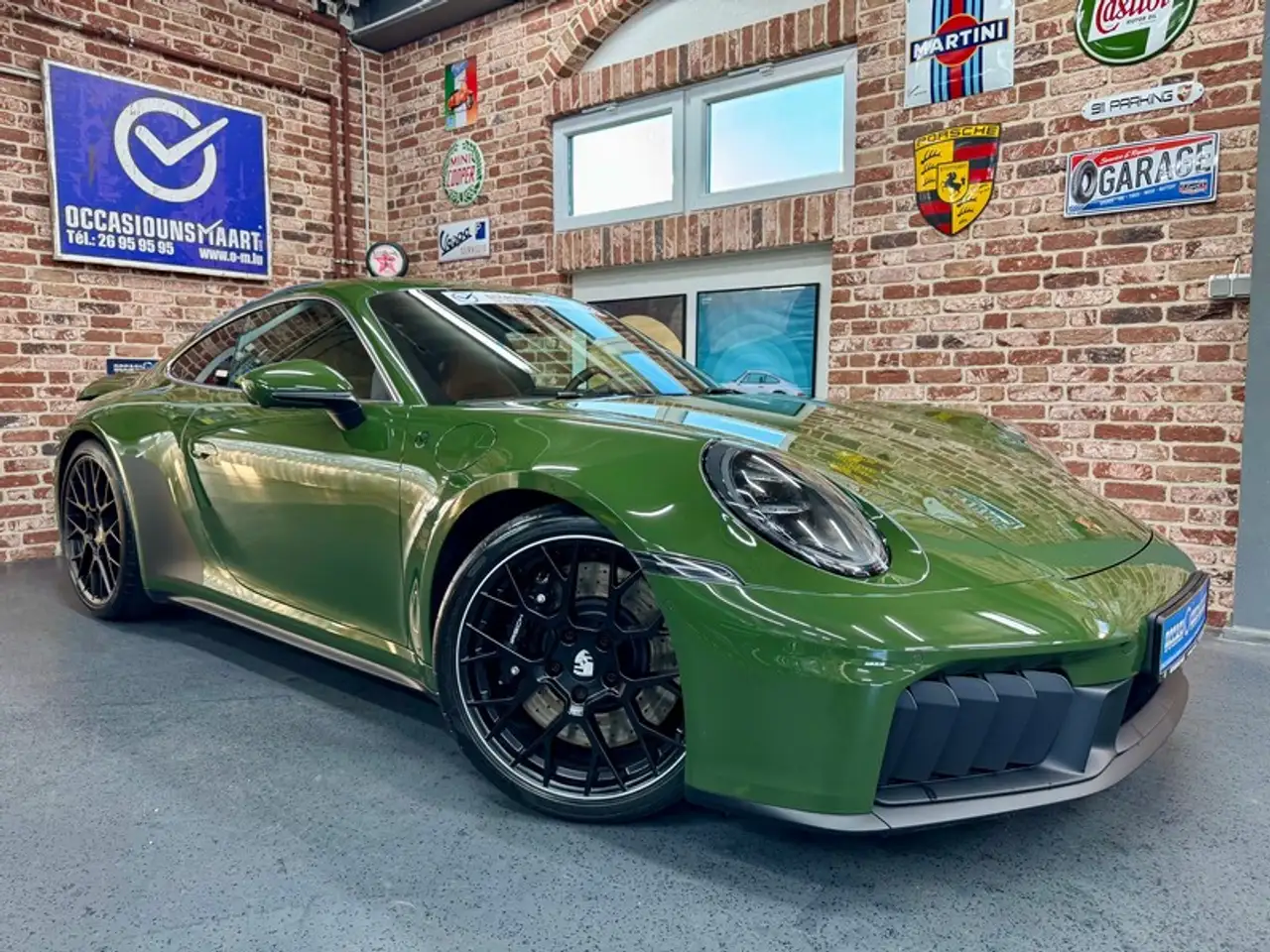 Porsche 992 992 (911) GTS Coupé 3.5 541cv Hybrid Cuarenta — photo 1 of 8