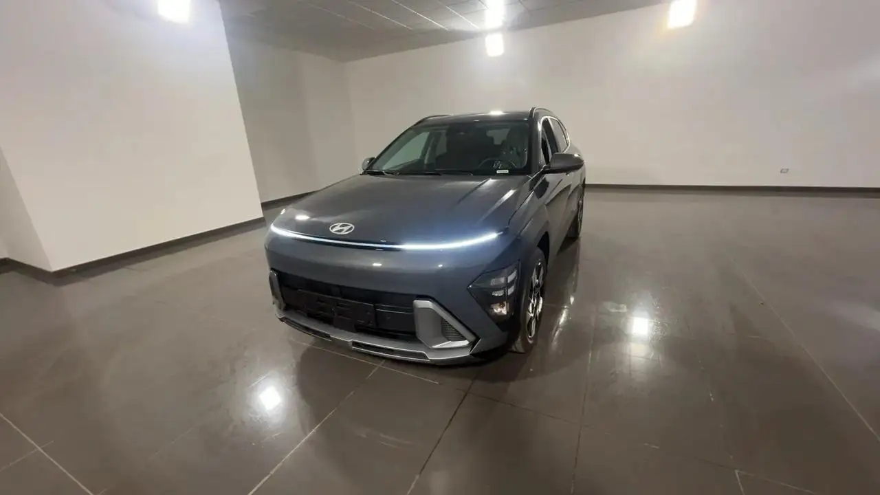 Hyundai KONA 1.6 HEV DCT Business — photo 1 of 13