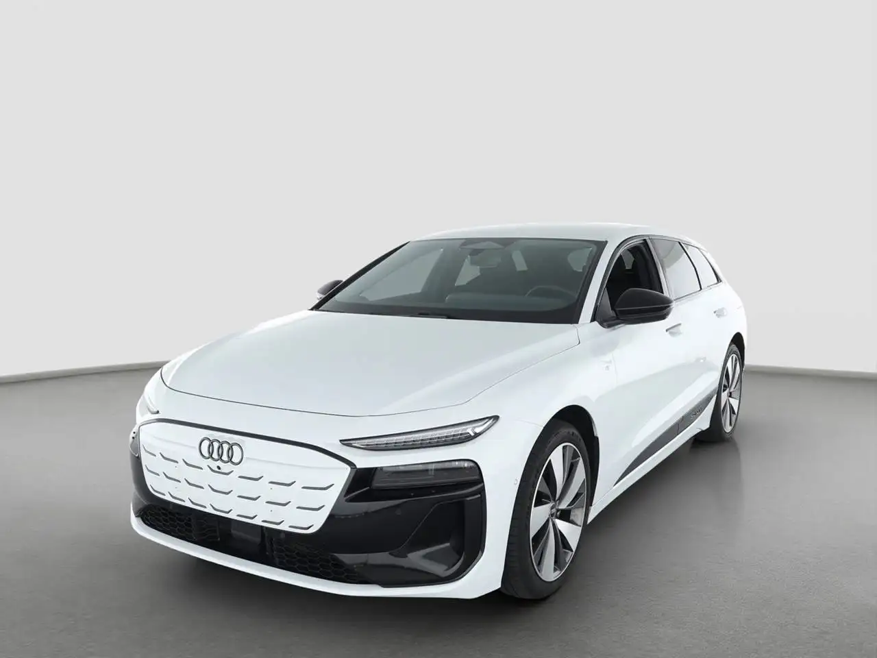 Audi A6 e-tron Avant, S line, Matrix, AHK, 8-Fach-Bereift — photo 1 of 4
