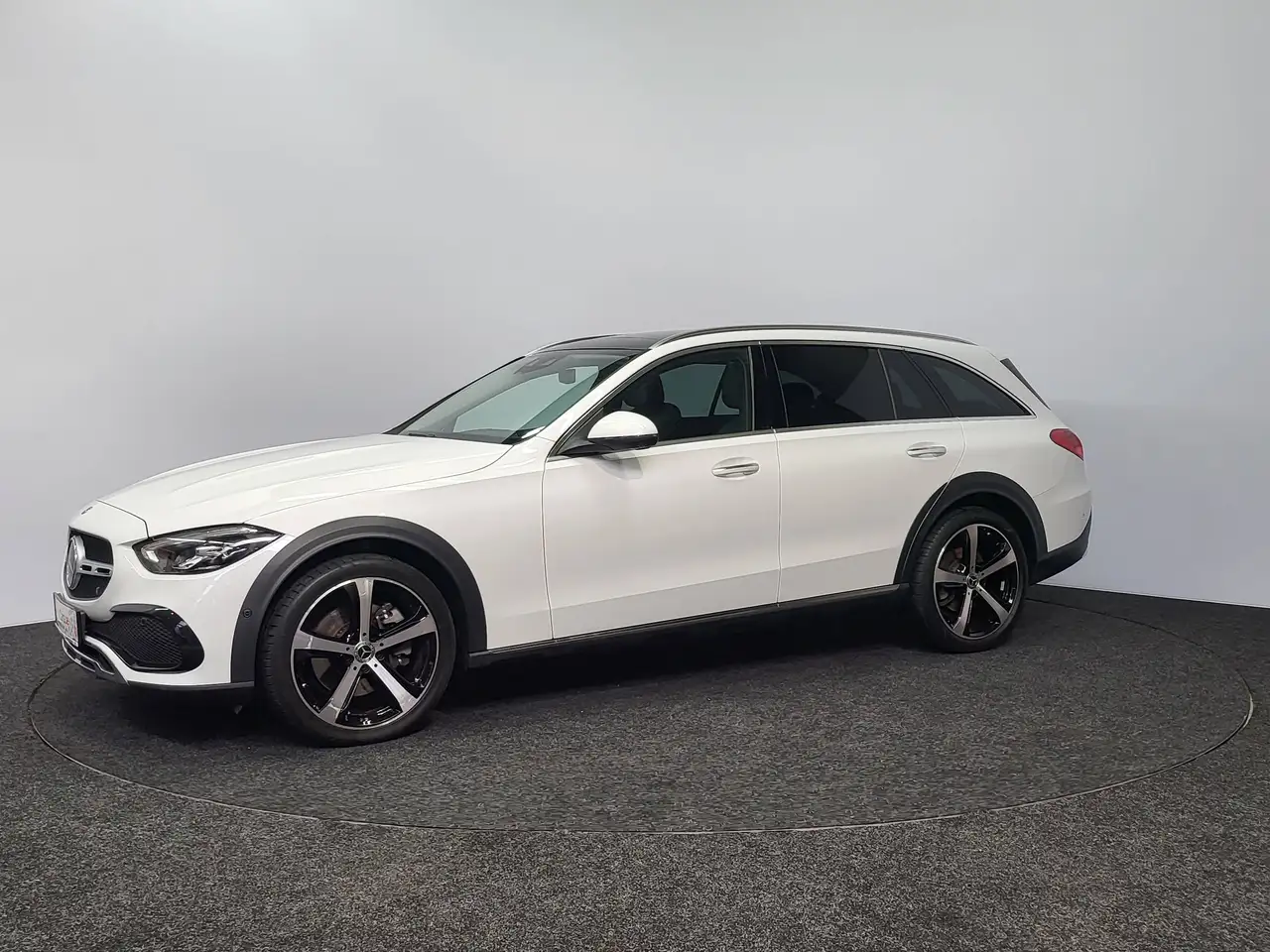 Mercedes-Benz C 220 All Terrain | 4-Matic | Burmester | Automaat | 2023 | 57.674 km | Perfecte staat | Cam. 360 | Pano | Memory | Trek — photo 1 of 27