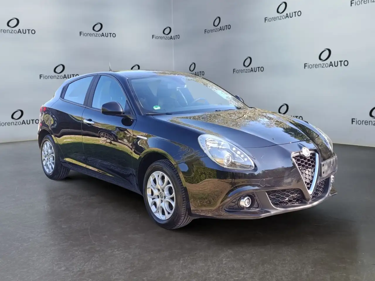 Alfa Romeo Giulietta 1.4 Turbo Distinctive 120cv(Man) "PREZZO REALE" (F1380) β photo 1 of 15