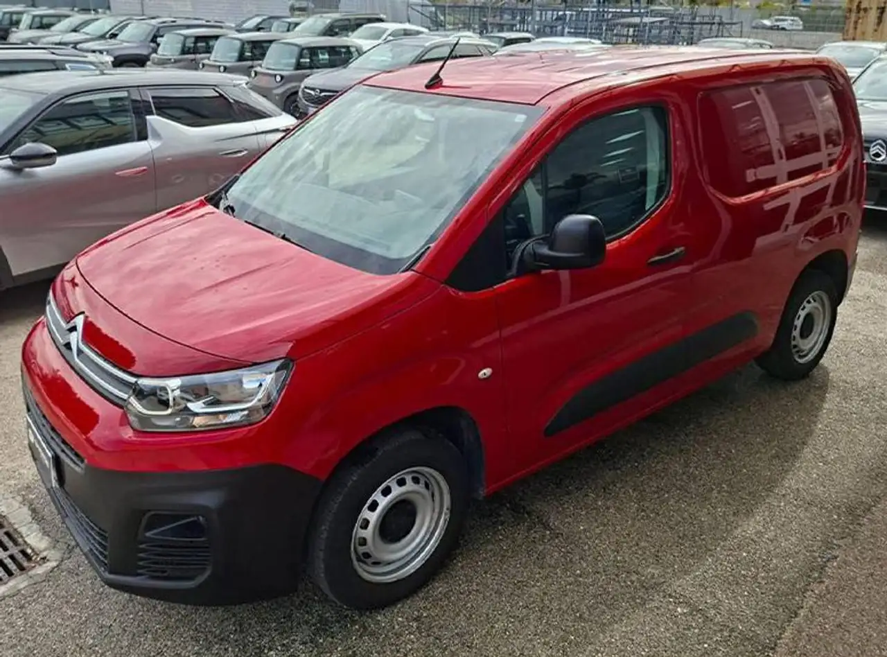 Citroen Berlingo BlueHDi 100 S&S Van M Club — photo 1 of 15