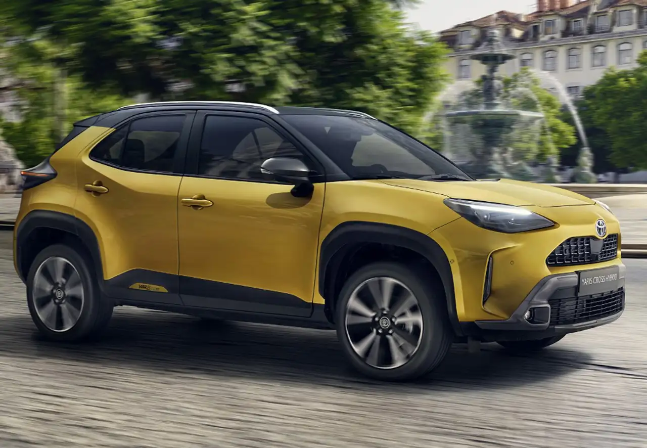Toyota Yaris Cross 120H Style — photo 1 of 15