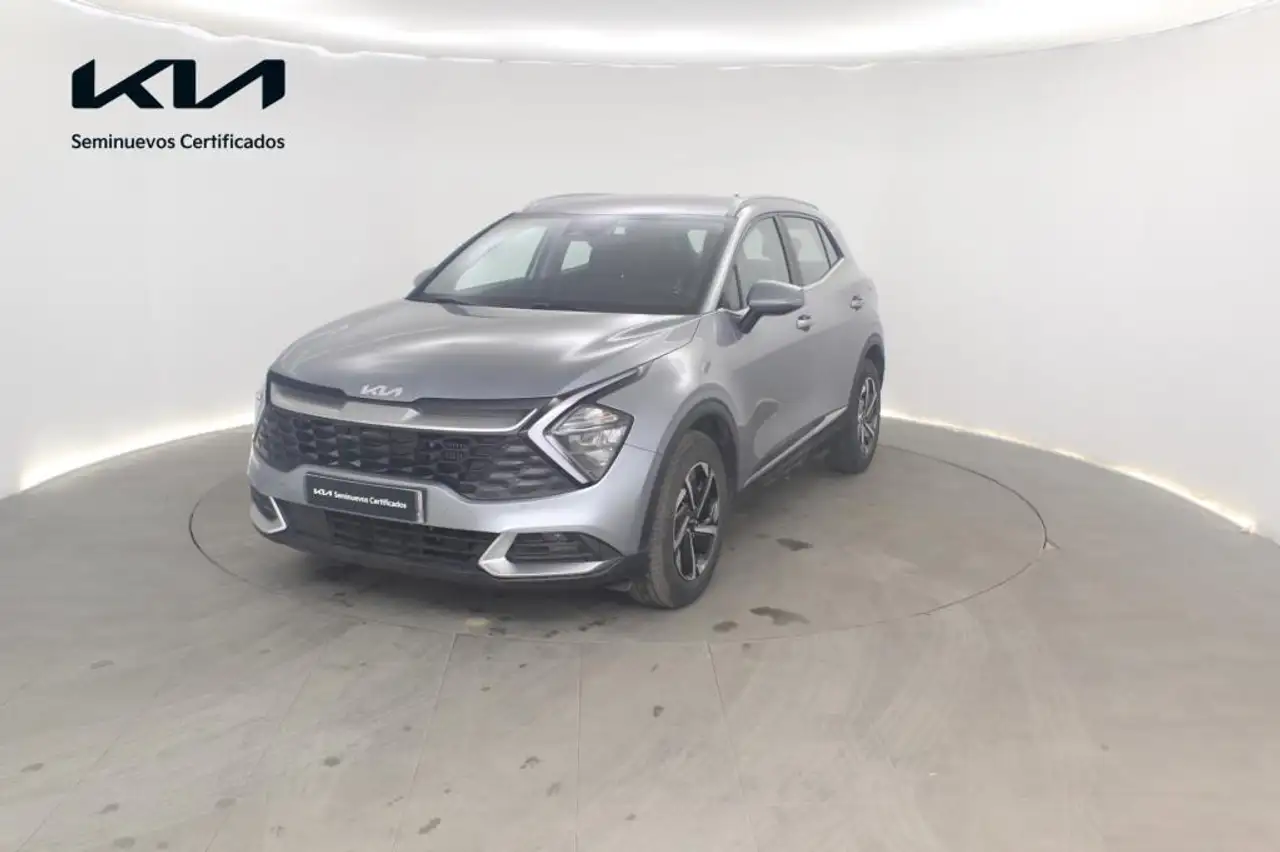 Kia Sportage 1.6 T-GDi HEV Drive 4X2 — photo 1 of 11