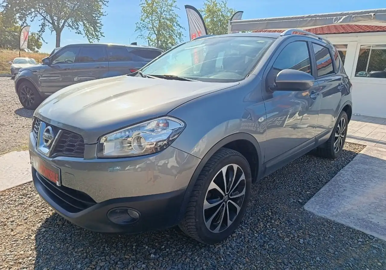 Nissan Qashqai dci 110 cv connect édition — photo 1 of 5