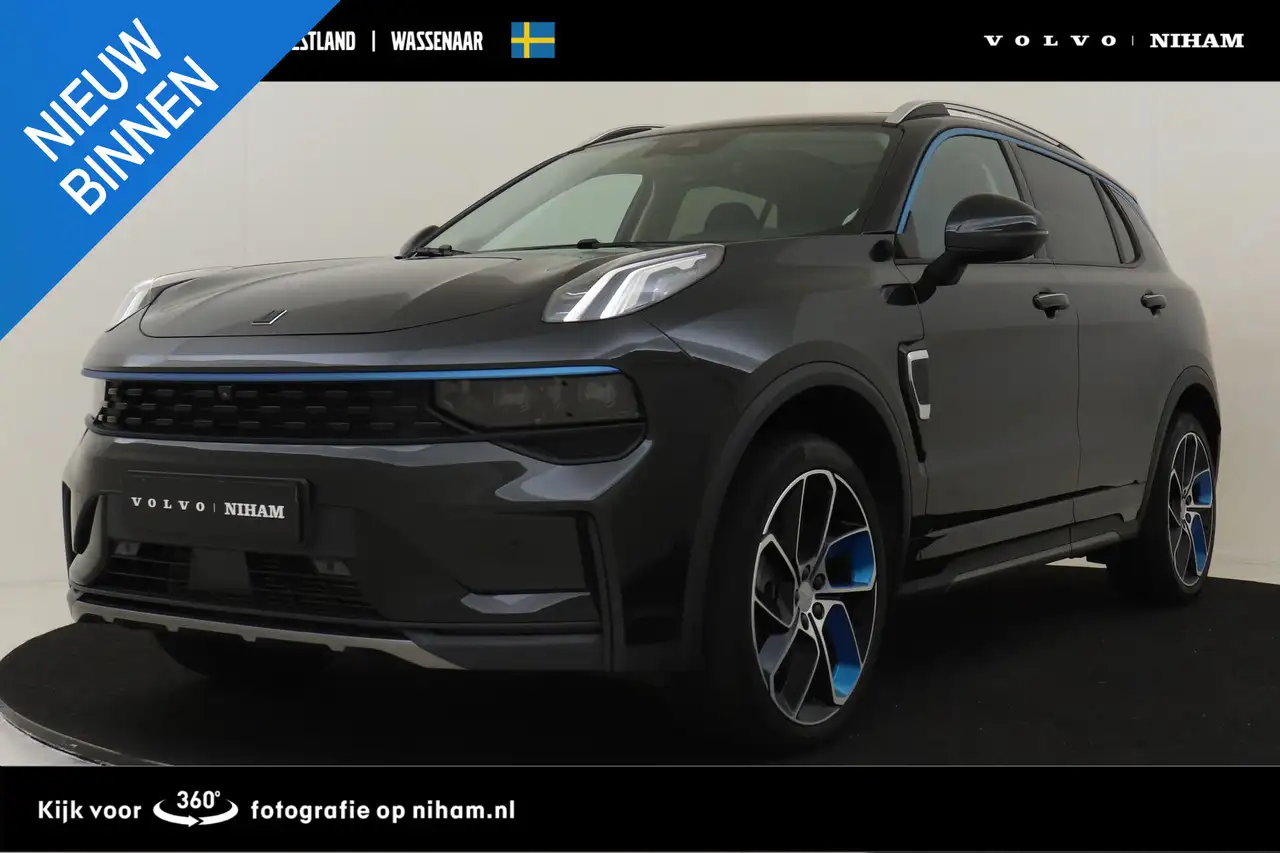 Lynk & Co 01 1.5 PHEV -PANO.DAK|ELEK.STOEL|HARMAN.INFINITY|360° — photo 1 of 37