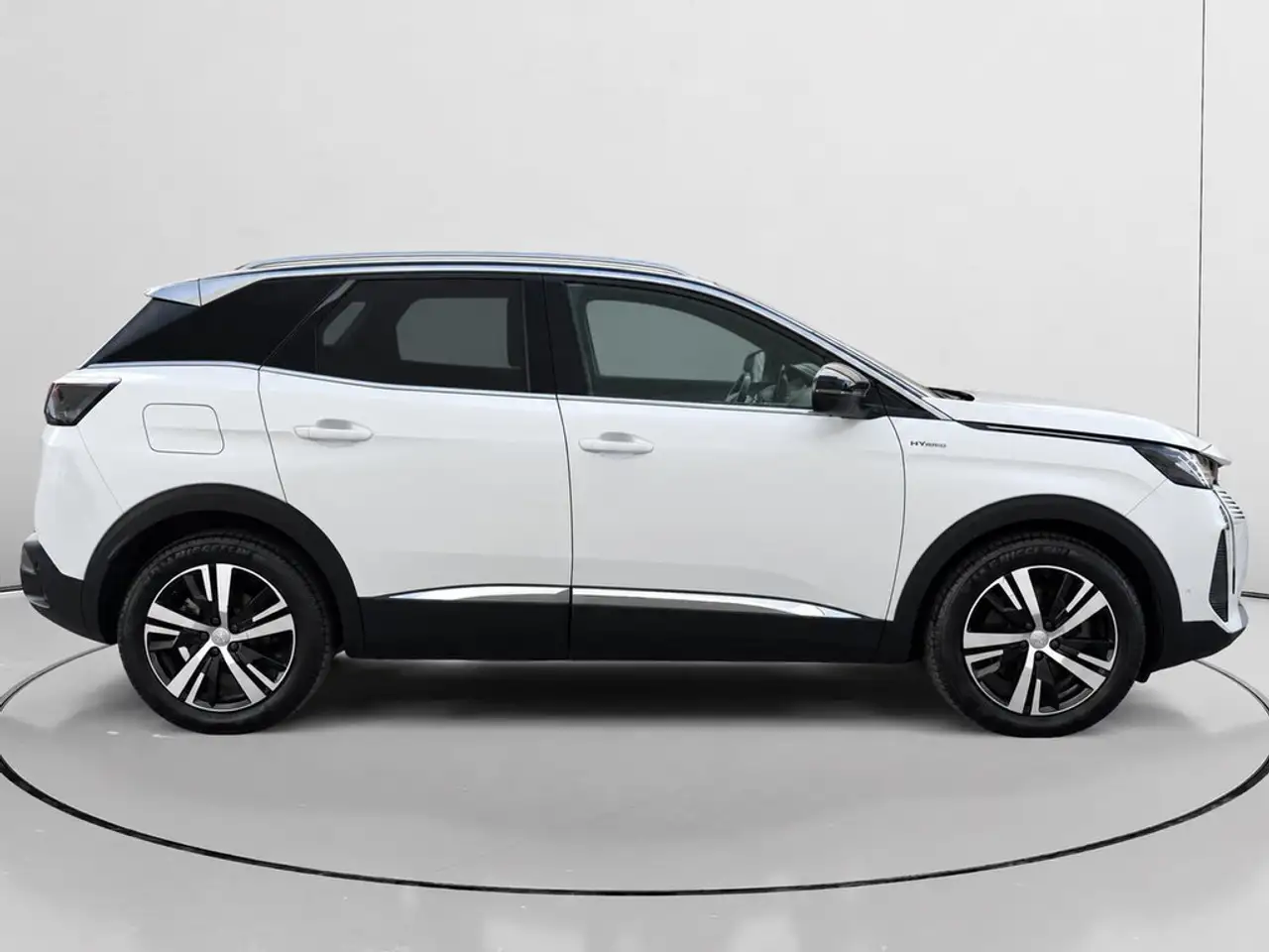 2021 Peugeot 3008 HYB PHEV 225 Allure e-EAT8, photograph 2