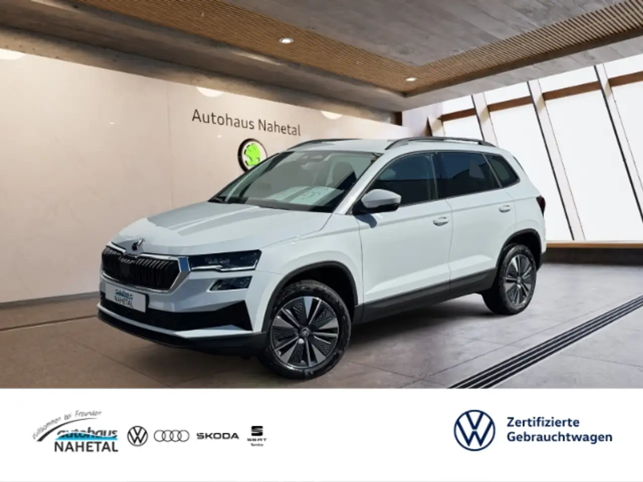 Skoda Karoq 1.5 TSI DSG BALANCE MATRIX NAVI AHK SHZ PDC RÜFA C — photo 1 of 16