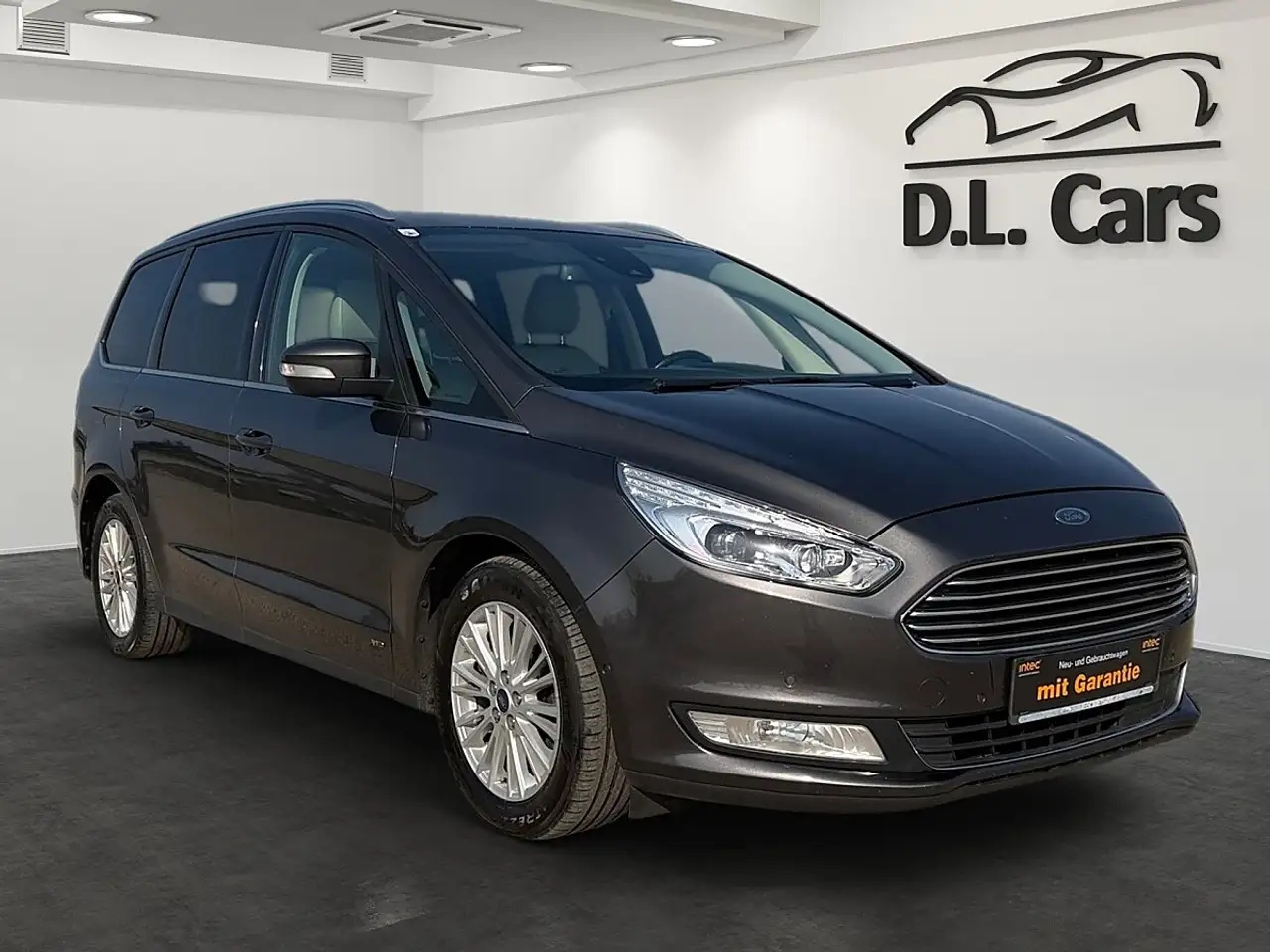 Ford Galaxy 2,0 EcoBlue AWD Titanium Aut. * Ex-Taxi * Expor... — photo 1 of 19