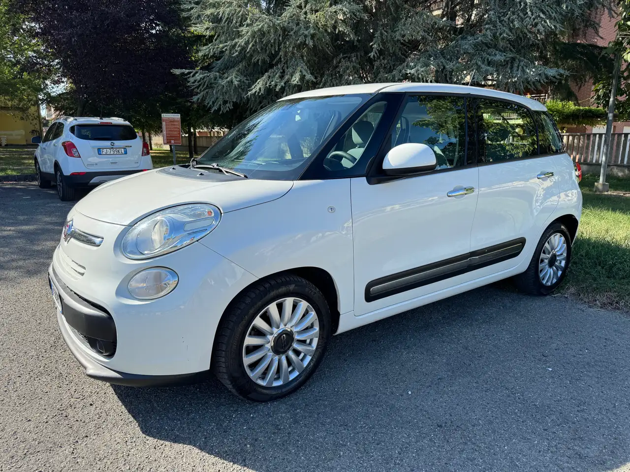 Fiat 500L 500L 2012 1.3 mjt Lounge 85cv — photo 1 of 10