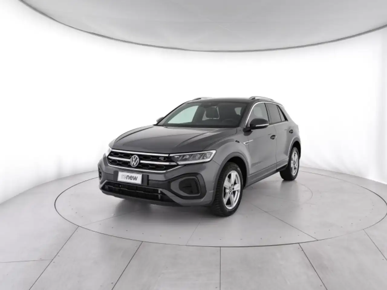 Volkswagen T-Roc T-Roc 1.5 tsi R-Line dsg — photo 1 of 17