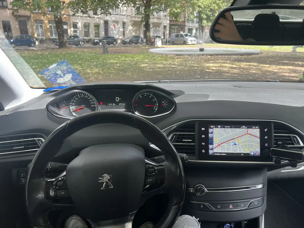 Peugeot 308 Peugeot 308 — photo 1 of 9