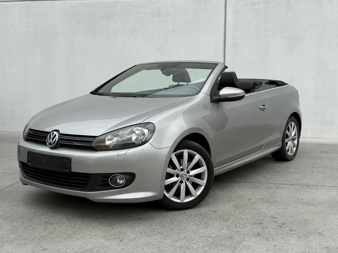 Volkswagen Golf Cabriolet 1.2 TSI | LEDER-ALCANTARA | ZETELVERWARMING | TOPSTAAT — photo 1 of 15