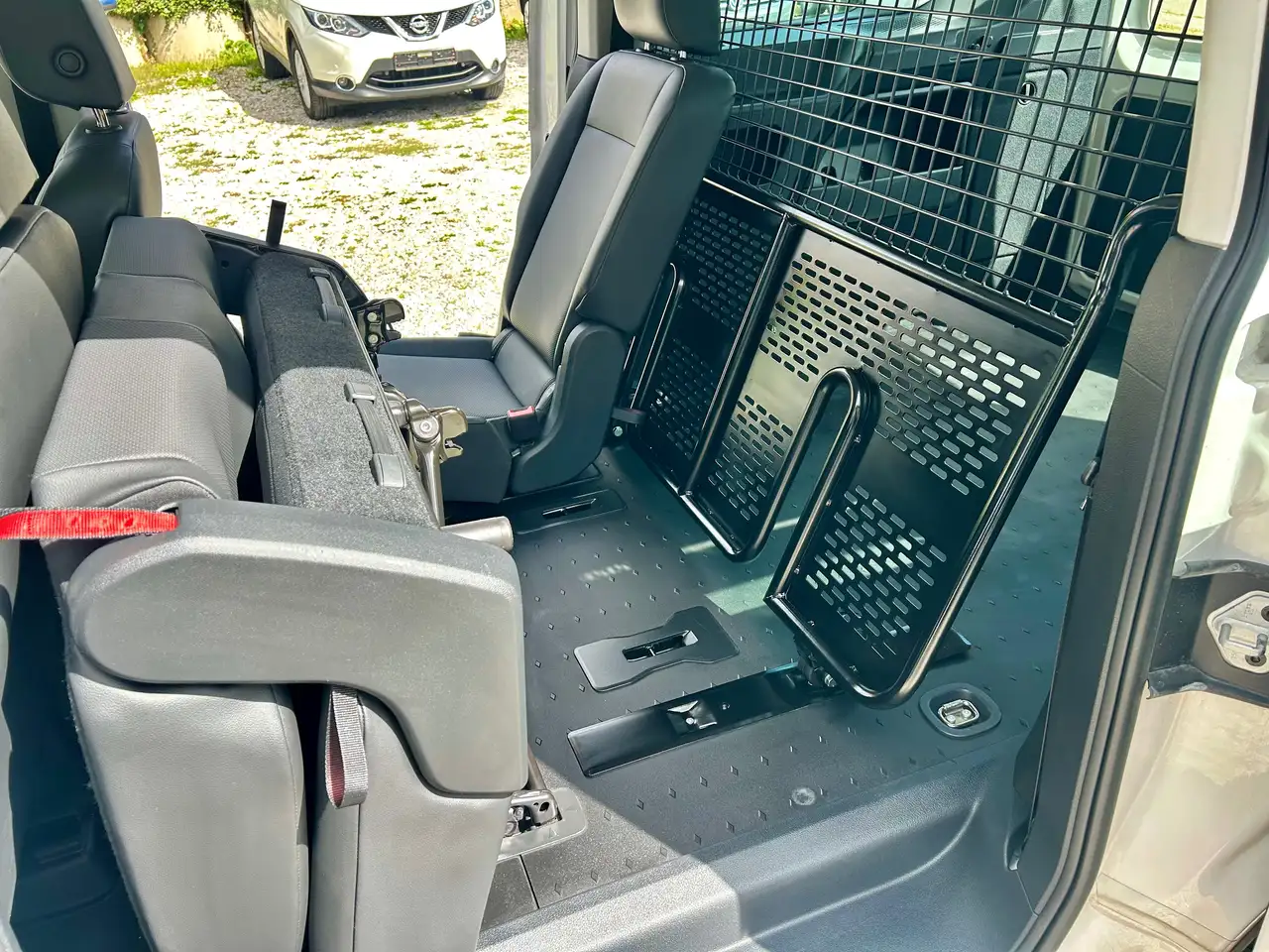 2023 Volkswagen Caddy Kombi Maxi *1Hand*Kamera*AHK*Leder*, photograph 9