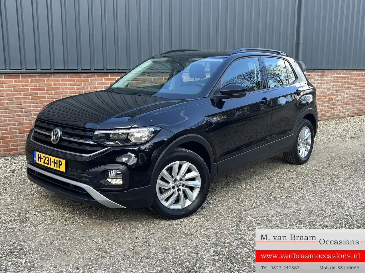 Volkswagen T-Cross 1.0 TSI Life — photo 1 of 23