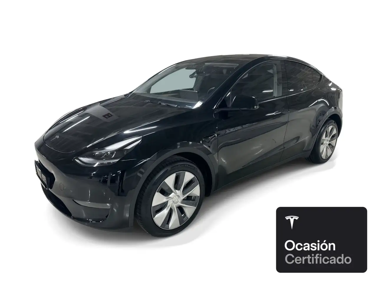 Tesla Model Y Long Range AWD — photo 1 of 16