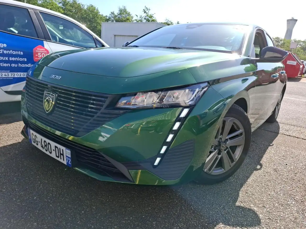 Peugeot 308 308 BlueHDi 130ch S — photo 1 of 9