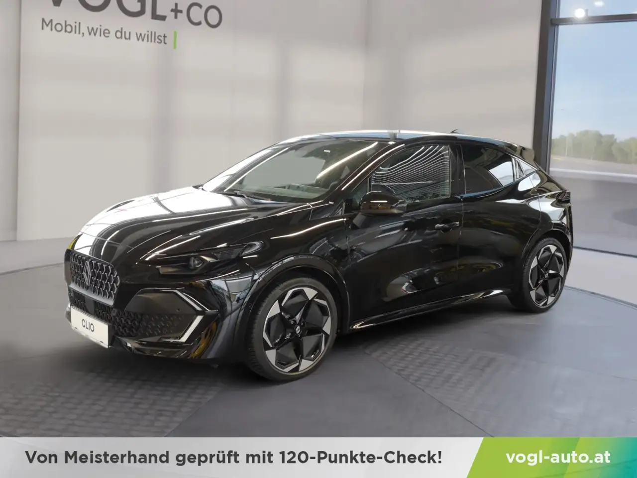 Renault Clio Techno Full Hybrid E-Tech 160 — photo 1 of 19