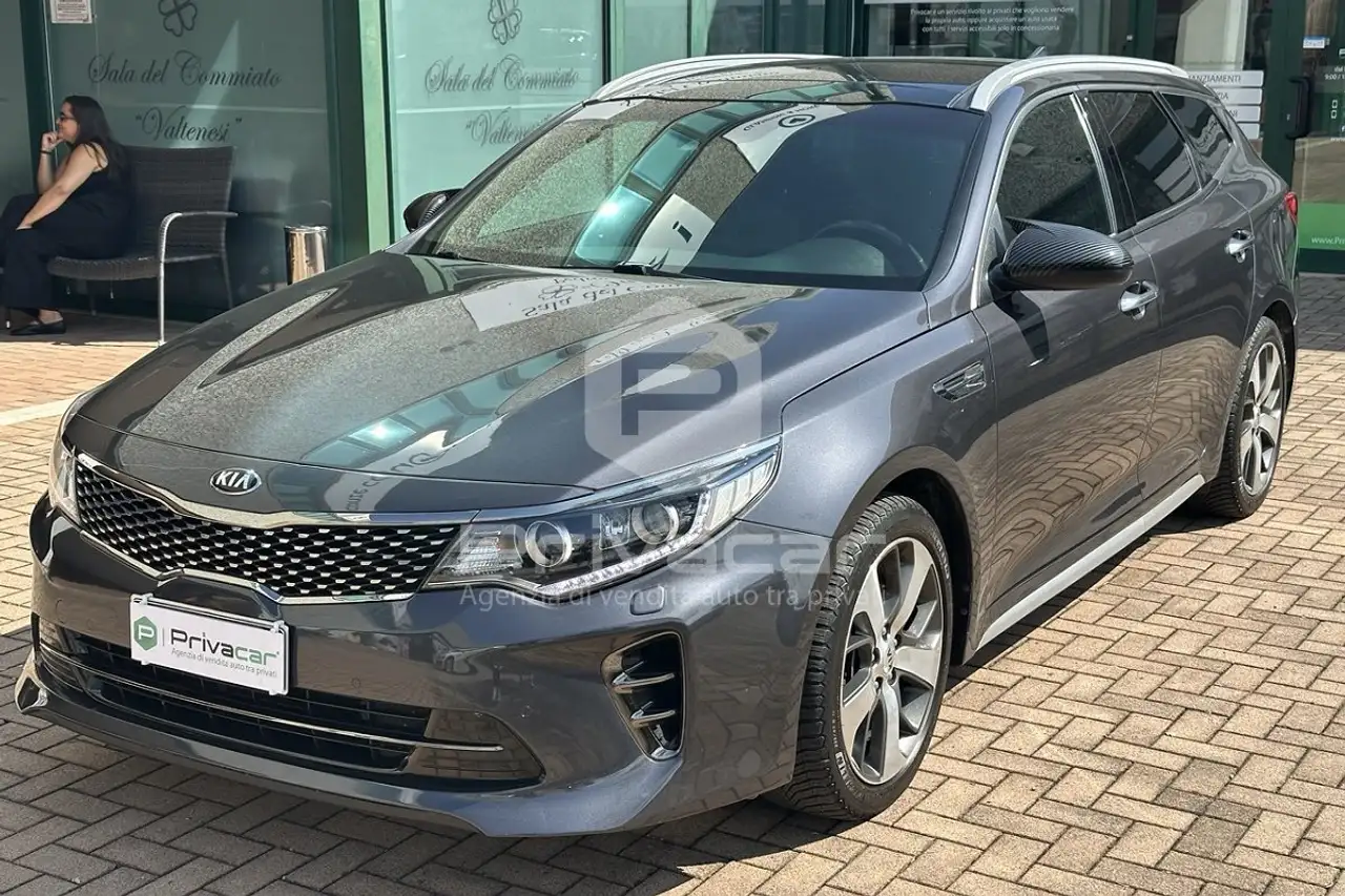 Kia Optima Optima 1.7 CRDi Stop&Go DCT7 Sportswagon GT Line — photo 1 of 18